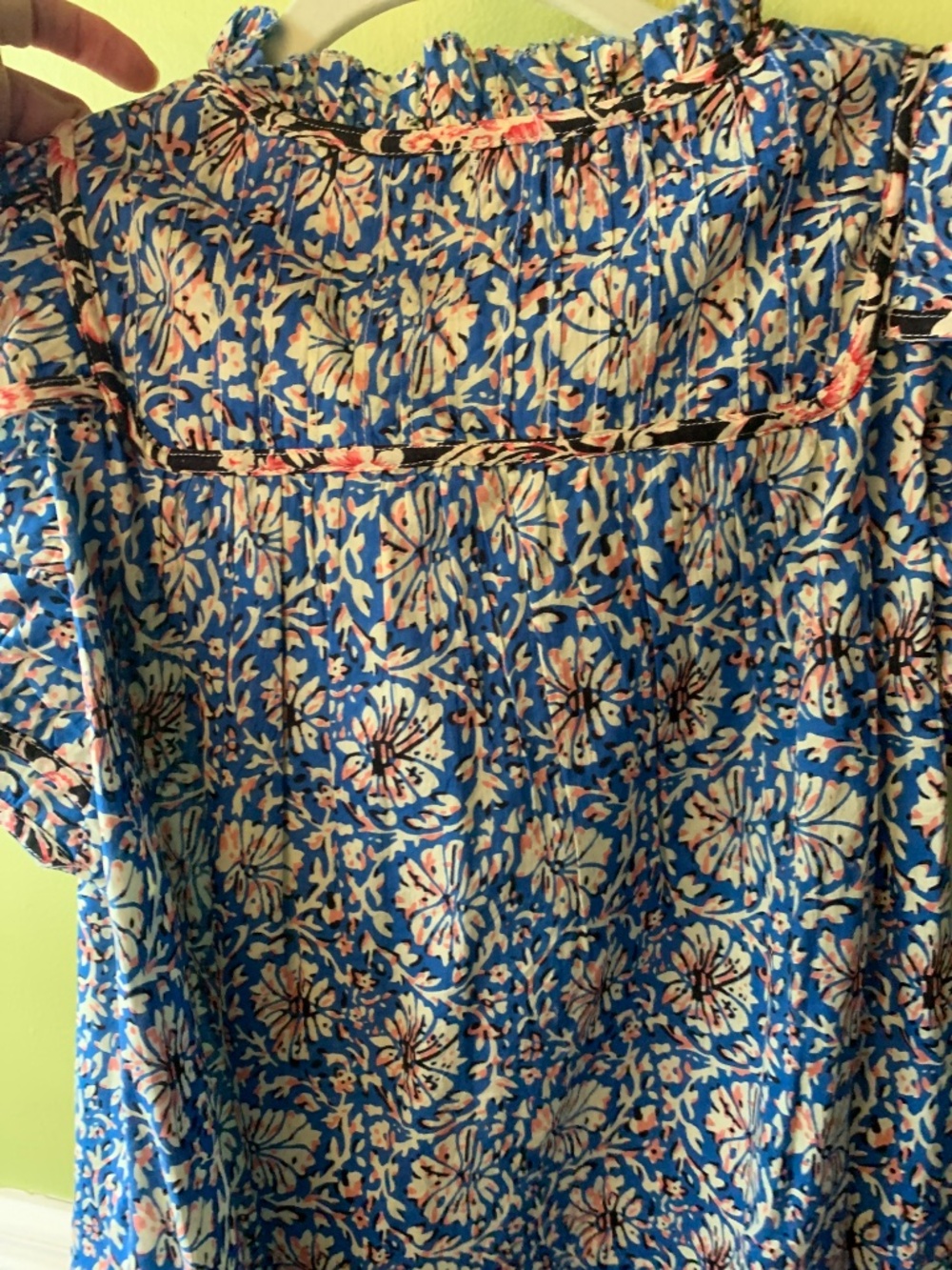 THML Floral Top - Picture 10 of 10